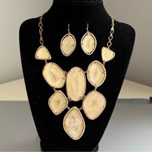 Stella & Dot -cream gold fiona bib statement necklace & earrings vintage retired
